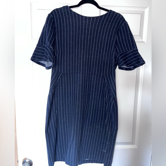 Banana Republic, navy blue and white pinstriped Ponte dress size 14 - Picture 3 of 13